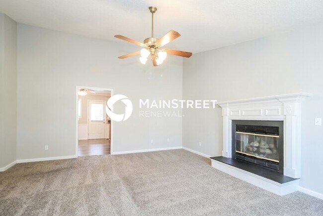 Foto del edificio - 3 Bedroom Pet-Friendly Home in Lexington, ...