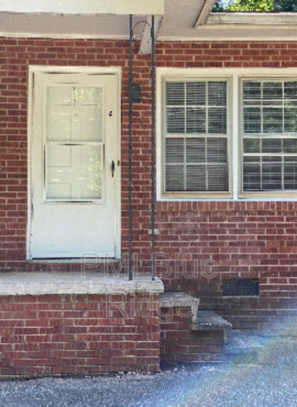 144 Nottingham Dr, Forest City, NC 28043 Condo for Rent in Forest