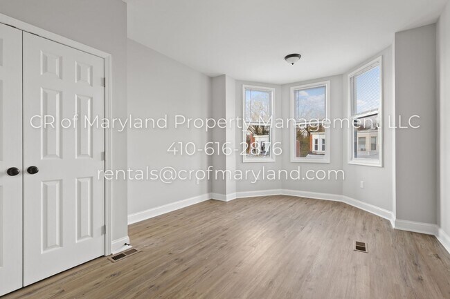 Foto del edificio - Come see this 3 bd today! Accepting Waitli...