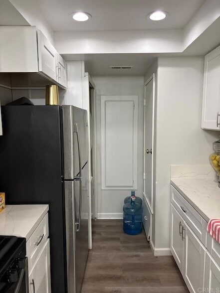Foto del edificio - 2055 Lakeridge Cir