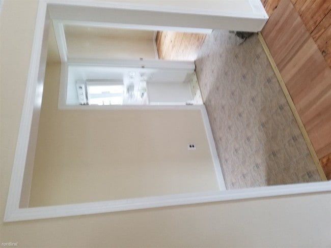 Building Photo - 1623 Pagel Ave