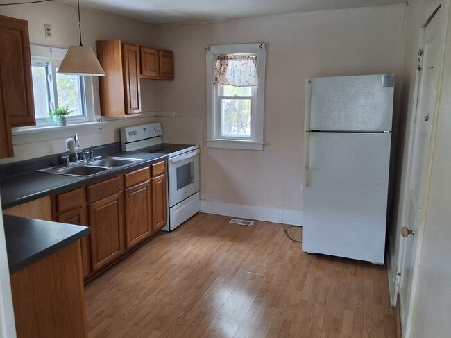 Building Photo - 1103 Market St