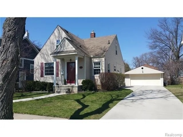 Primary Photo - 1642 Oxford Rd