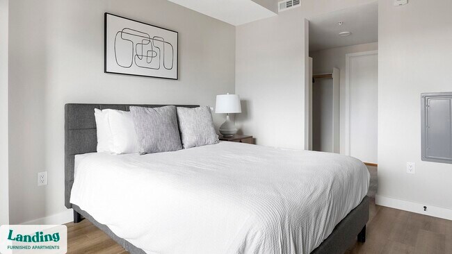 Foto del edificio - 1375 E Hampden Ave