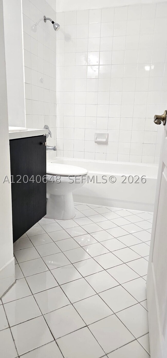 Foto del edificio - 14169 SW 120th St