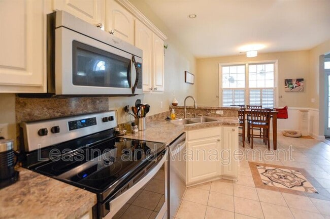 Building Photo - 107 Hialeah Ct
