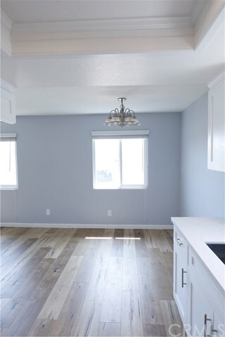 Foto del edificio - 1616 W 206th St