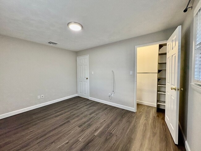 Foto del edificio - 41 Alfred Rd