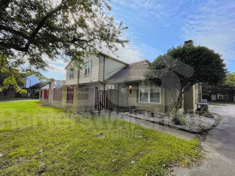 Primary Photo - 833 Gadwall Ct