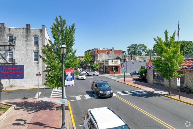 Somerset Street runs between Plainfield and Route 22 in North Plainfield.