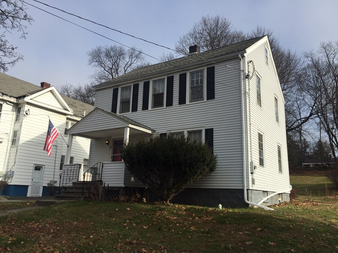 29 Woodlawn Ave, Poughkeepsie, NY 12601 House Rental in Poughkeepsie