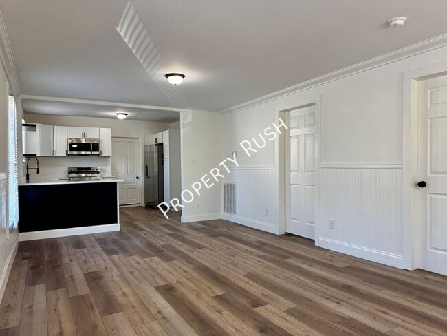 Foto del edificio - 4529 Balcomb St