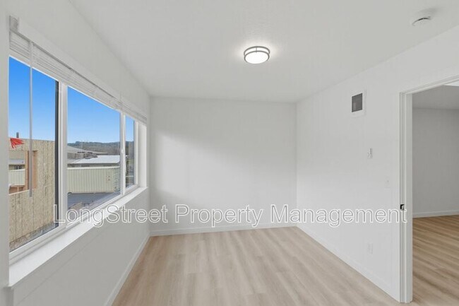 Foto del edificio - 826 S 19th St