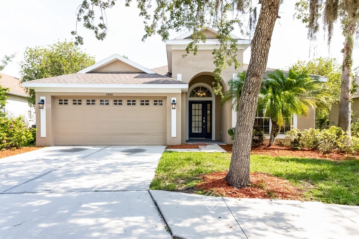 Primary Photo - 6006 35th Ln E