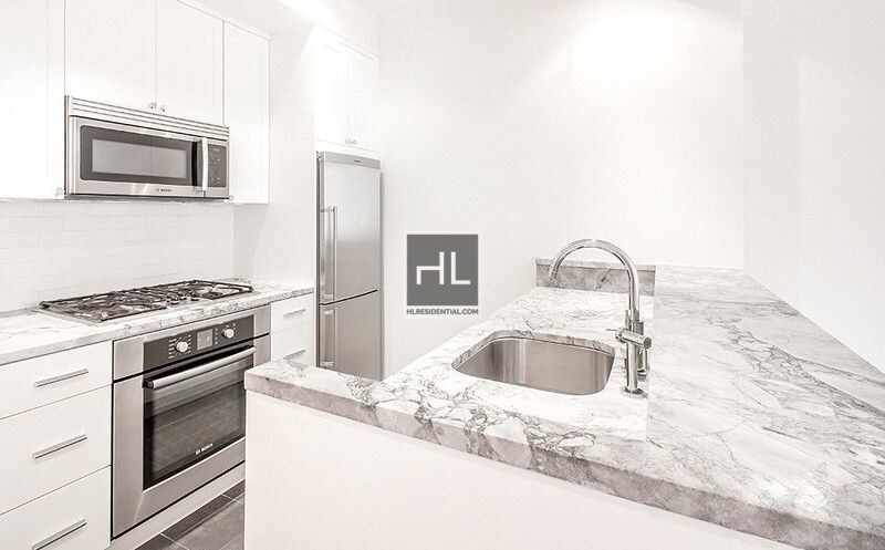 Primary Photo - 75 Clinton St