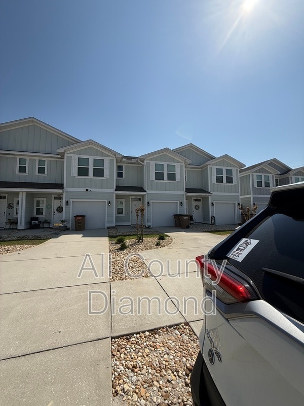 Building Photo - 7682 Shadow Lake Dr