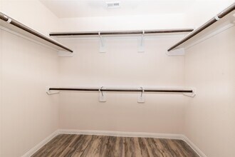 Building Photo - 24014 Treviso Gardens Dr