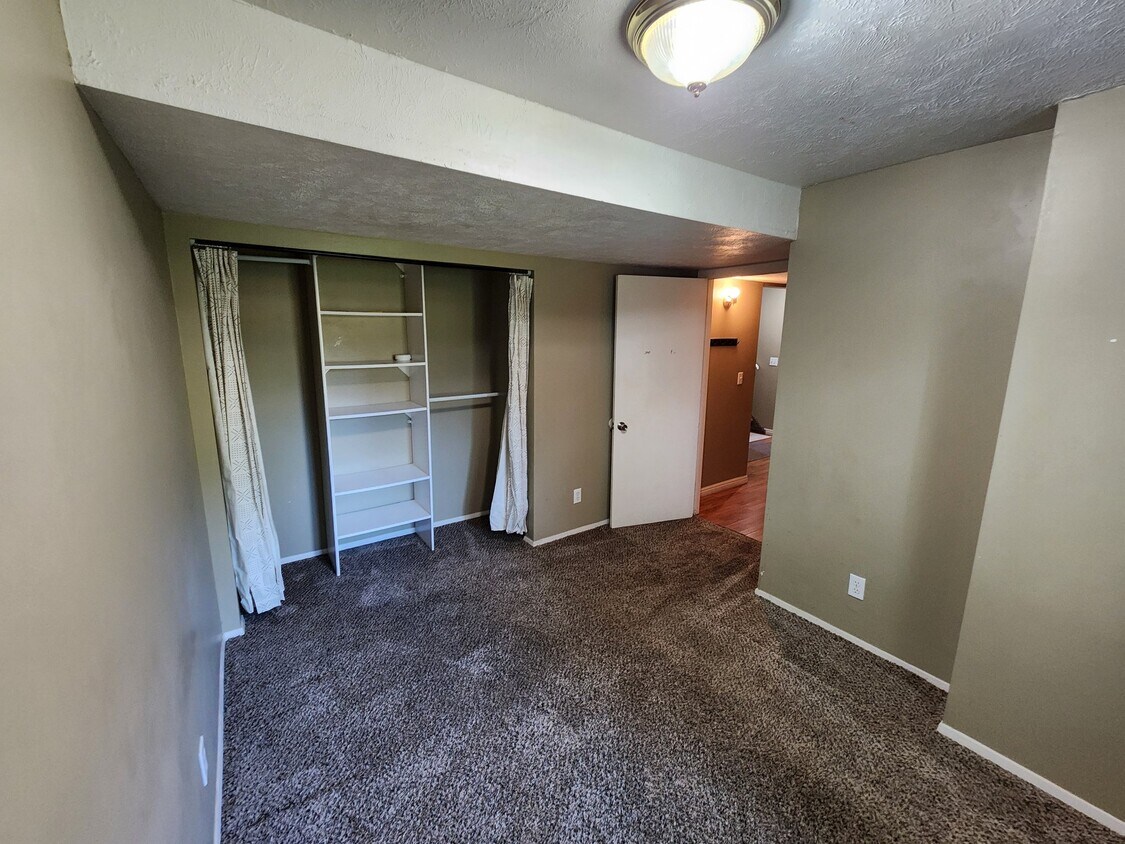 Foto del edificio - 5564 Townsend Way