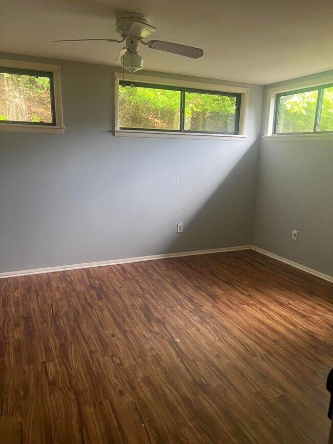 Foto del edificio - 490 N Wilson Ave