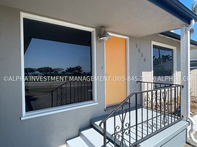 Foto del edificio - Charming 2-Bedroom Mesa Home with Ocean Vi...