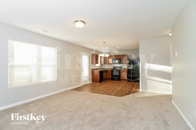 Building Photo - 231 Creekstone Ct