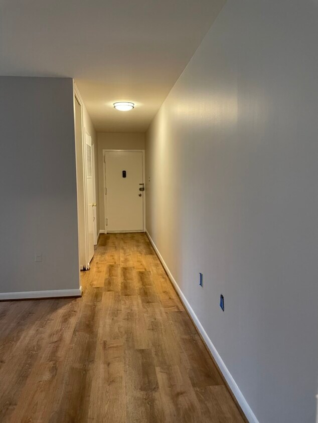 10649 Weymouth St Unit 2, Bethesda, MD 20814 - Condo for Rent in ...