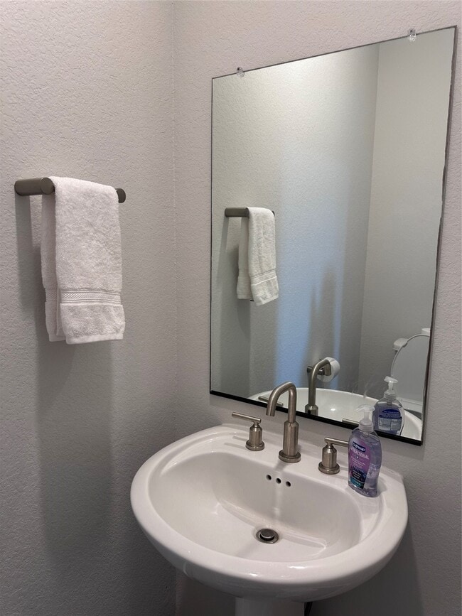 Foto del edificio - 22114 Palo Dura Ln