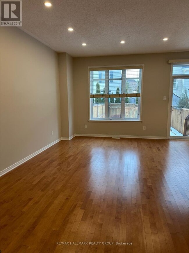 Building Photo - 252 Badgeley Ave