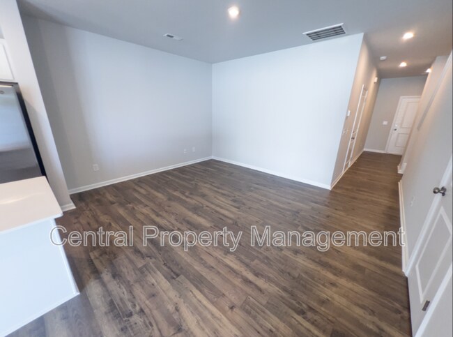 Building Photo - 509 Arrabelle Way