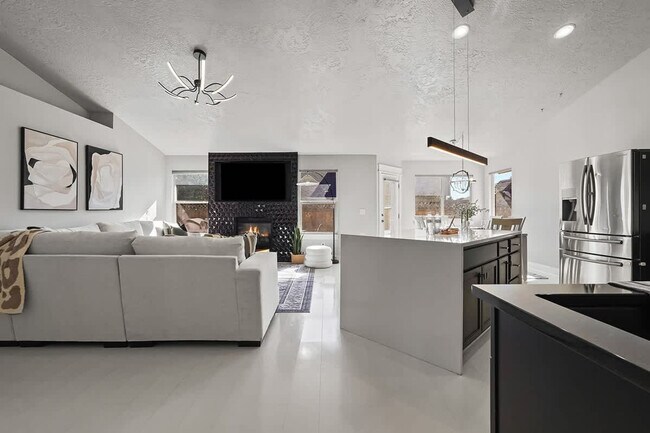 Foto del edificio - 9541 W Silverbirch St