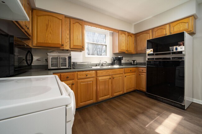 Foto del edificio - Beautiful 3 Bedroom Home outside of Centerville