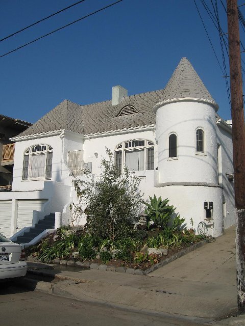 Primary Photo - 642 Maltman Ave