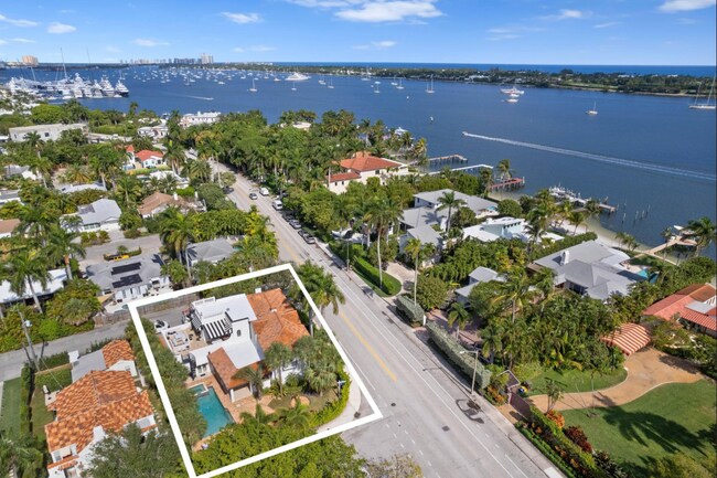 Photo - 3201 N Flagler Dr House