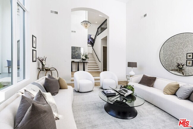 Foto del edificio - 2826 Deep Canyon Dr