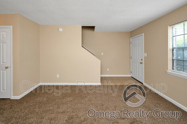 Building Photo - 2113 Whetstone Ct