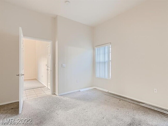 Foto del edificio - 9303 Gilcrease Ave