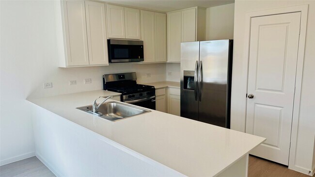 Building Photo - 9206 Speckled Trout Dr