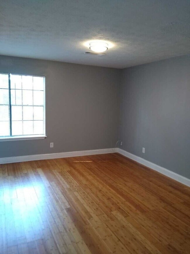 Foto del edificio - 1088 Brandon Hill Way