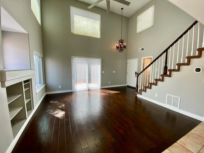 Building Photo - 4072 Netherland St