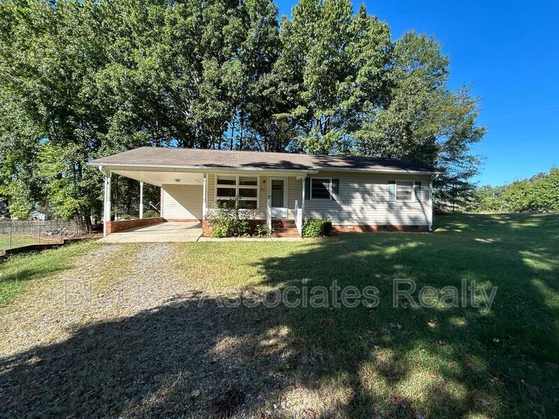 Photo - 710 Glenn St.