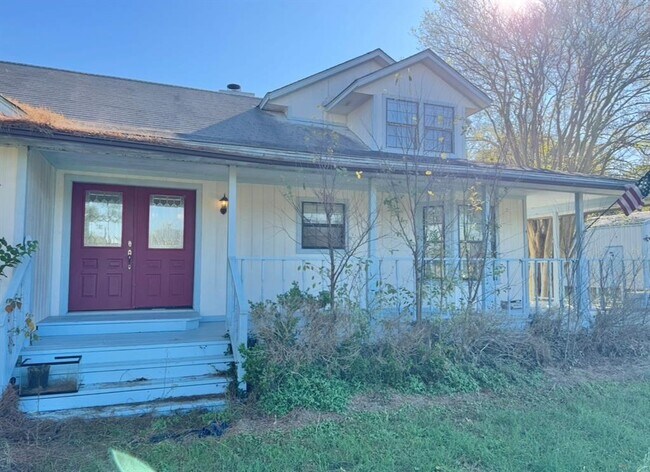 Foto del edificio - 233 FM 696