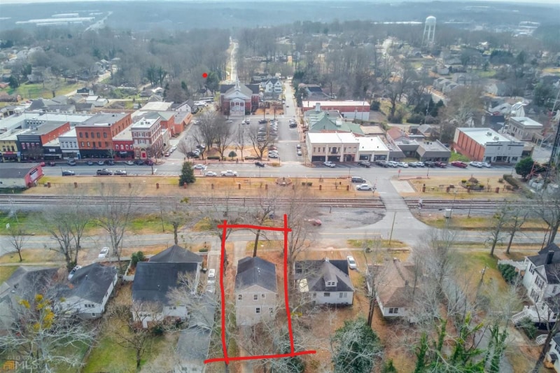 Primary Photo - 55 W Shadburn Ave