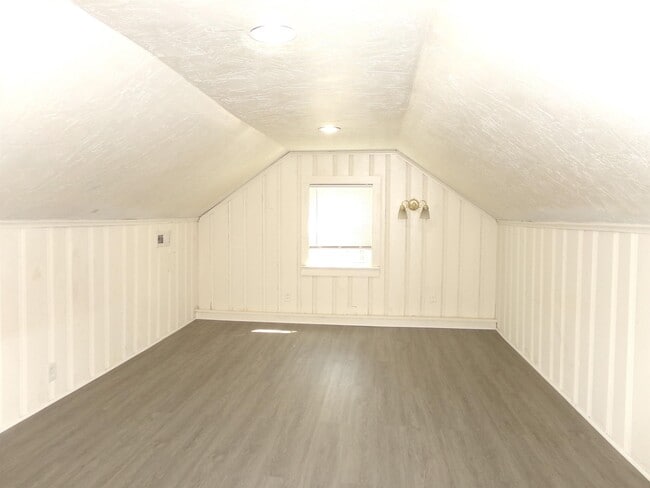 Building Photo - 4225 Hacienda St
