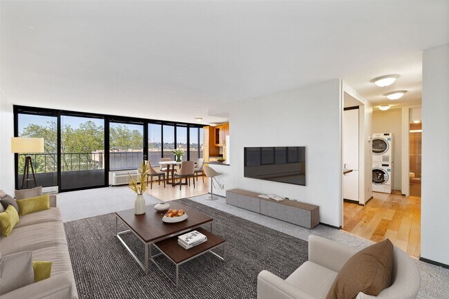 Building Photo - 2 bed 2 bath condo in heart of Capitol Hill!