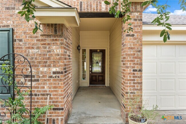 Building Photo - 135 Justin Leonard Dr
