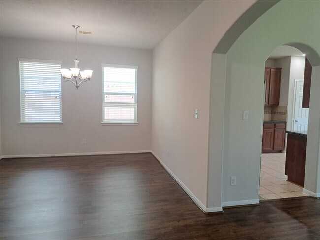 Foto del edificio - 26315 Fox Ridge Ln