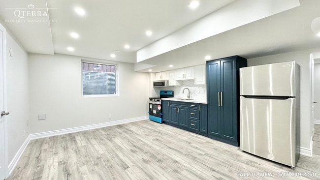 Building Photo - 21 Sleepy Hollow Pl