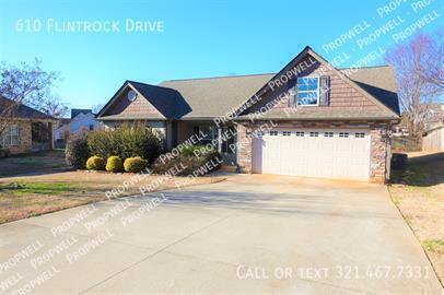 Foto del edificio - 610 Flintrock Dr