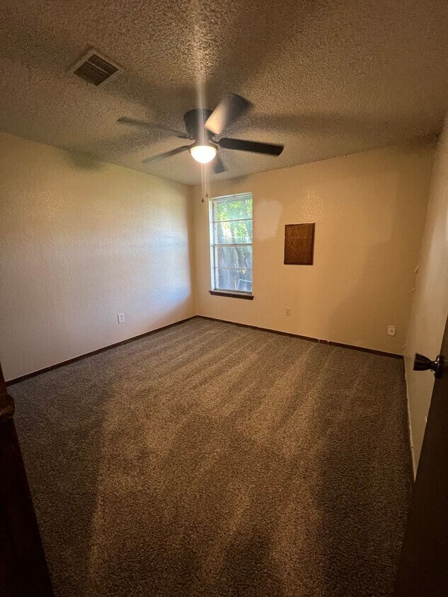 Foto principal - 2901 SW 82nd St