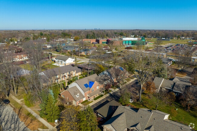 Aerial Photo - 14951-14999 Fairfield St